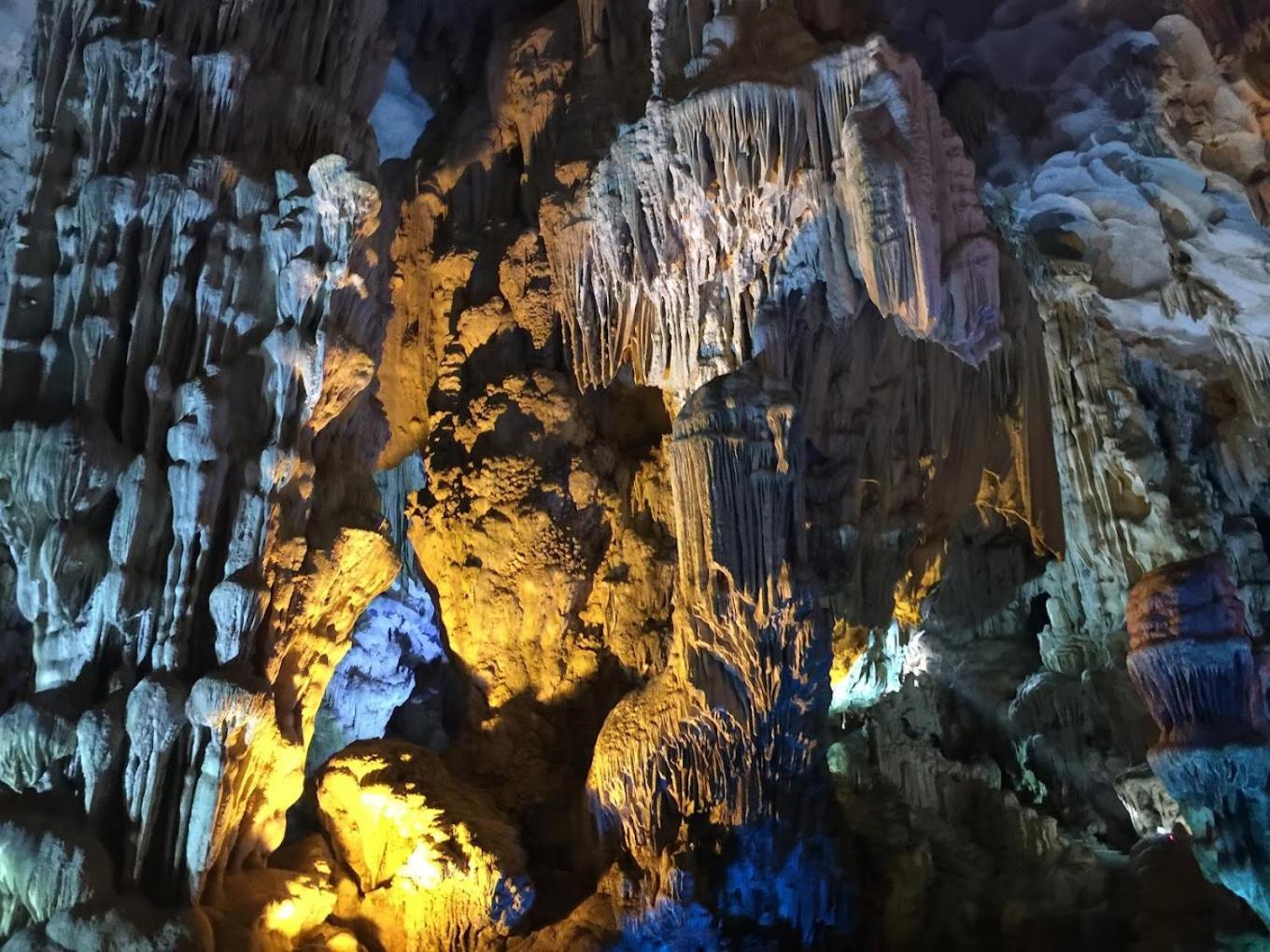 Nha Nghi Anh Dung Bed & Breakfast ฮาลอง ภายนอก รูปภาพ
