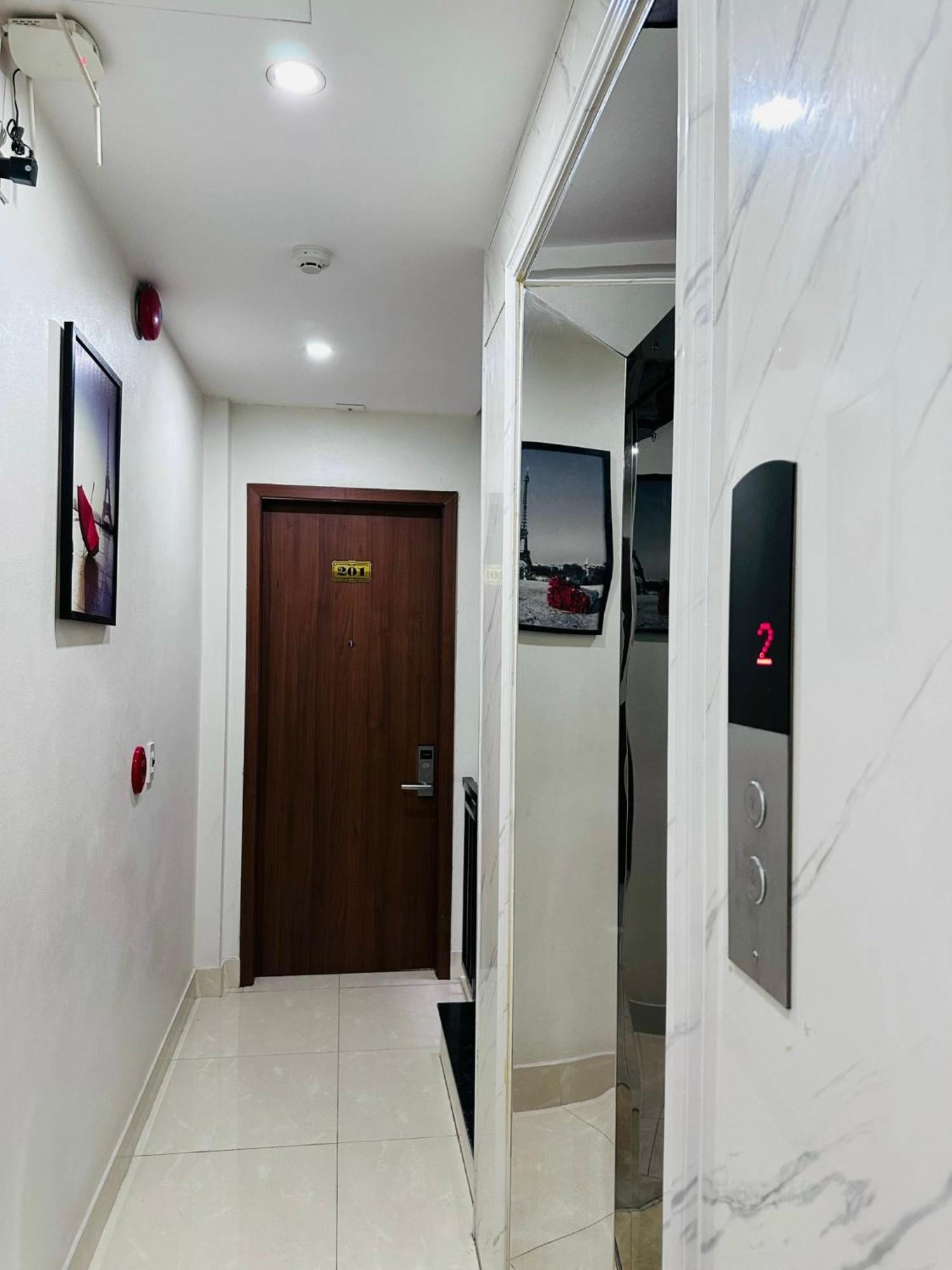Nha Nghi Anh Dung Bed & Breakfast ฮาลอง ภายนอก รูปภาพ