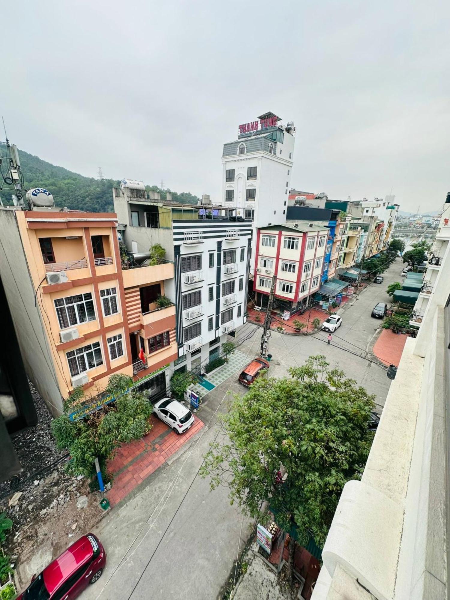 Nha Nghi Anh Dung Bed & Breakfast ฮาลอง ภายนอก รูปภาพ