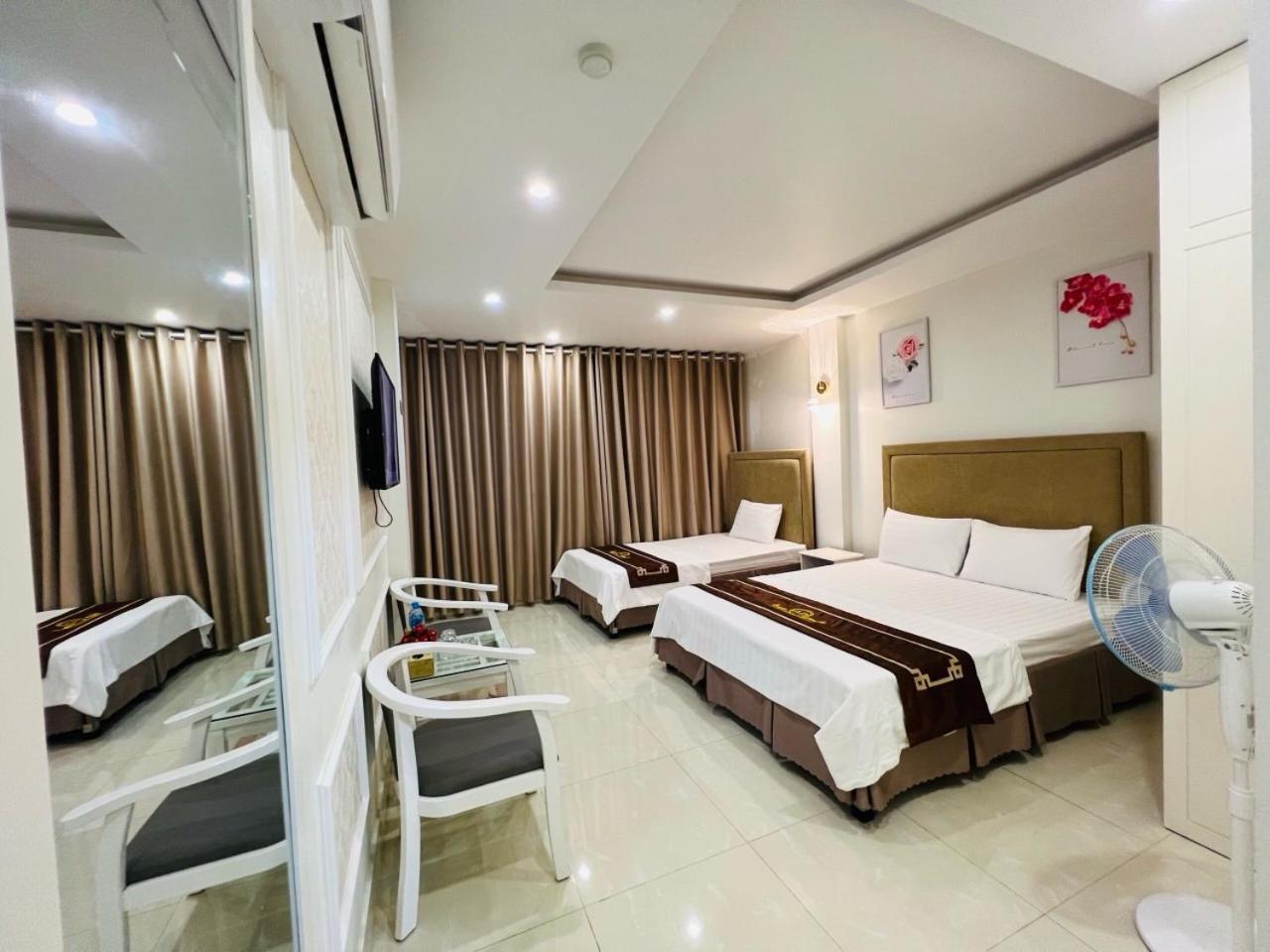 Nha Nghi Anh Dung Bed & Breakfast ฮาลอง ภายนอก รูปภาพ